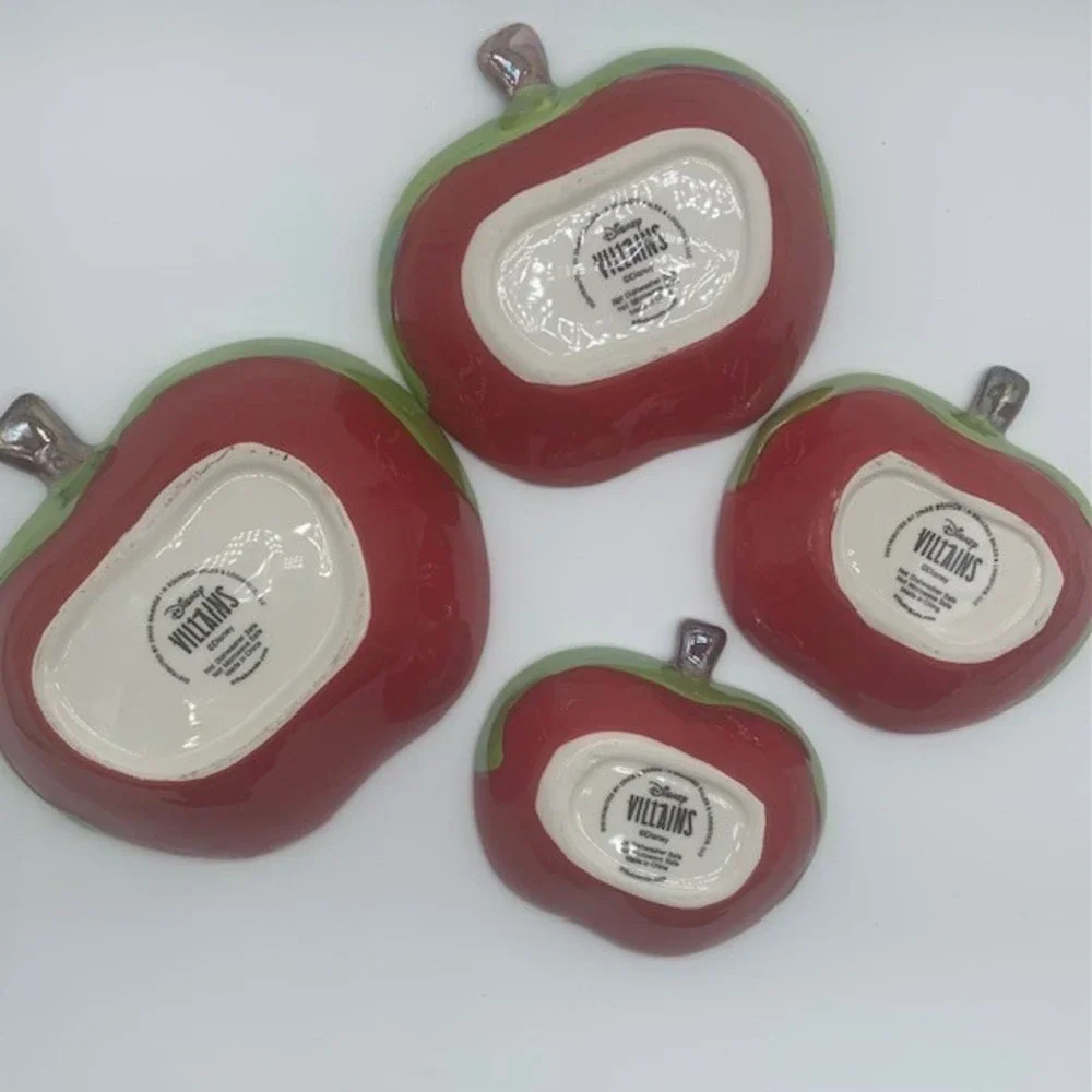 Disney Villains Poison Apple Measuring Cups Set 4 Snow White Halloween Ceramic